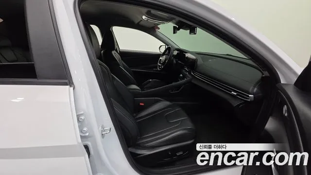 Hyundai Avante CN7 — Фото автомобиля 15