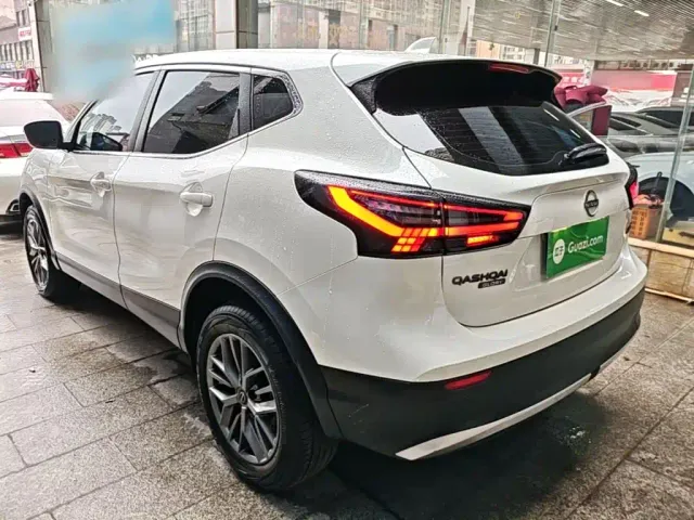 Nissan Qashqai — Фото автомобиля 4