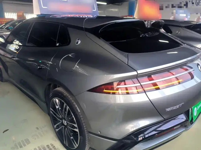 Denza Z9GT — Фото автомобиля 4