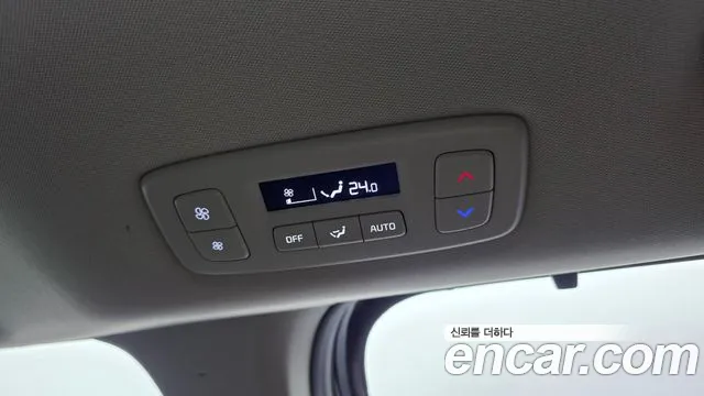 Kia Carnival Generation 4 — Фото автомобиля 29