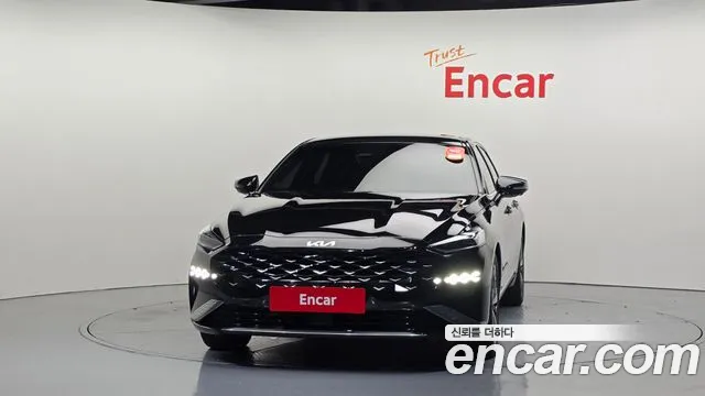 Kia K8 Hybrid — Фото автомобиля 3