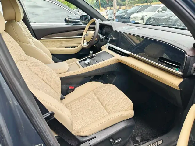Geely Xingyue L — Фото автомобиля 9