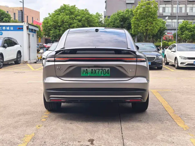 Nio EC6 — Фото автомобиля 4