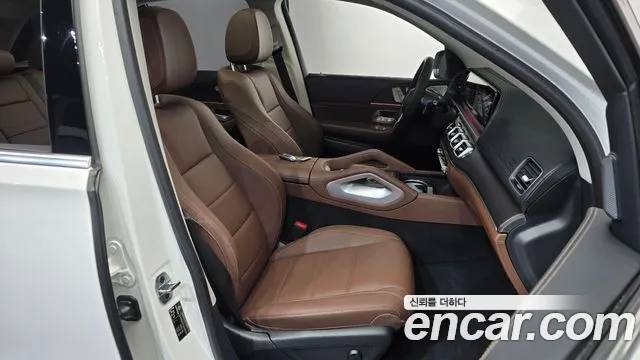 Mercedes-Benz GLE-Class — Фото автомобиля 5