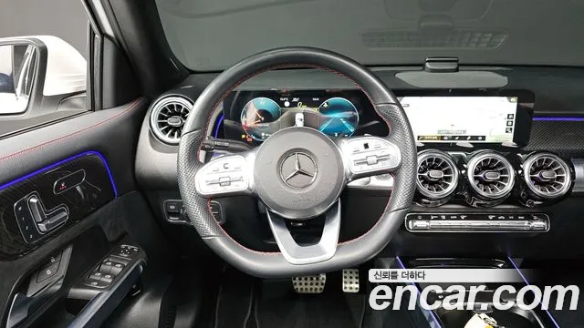 Mercedes-Benz GLB-Class — Фото автомобиля 13