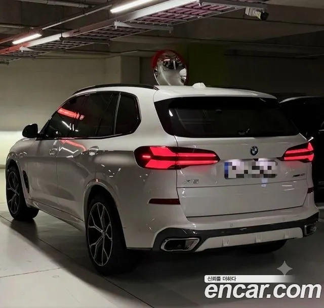 BMW X5 xDrive 40i M Sport — Фото автомобиля 2