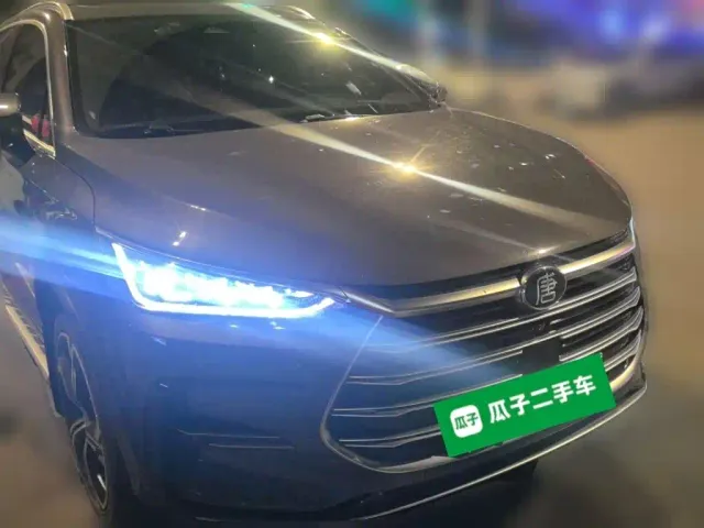 BYD Tang — Фото автомобиля 3