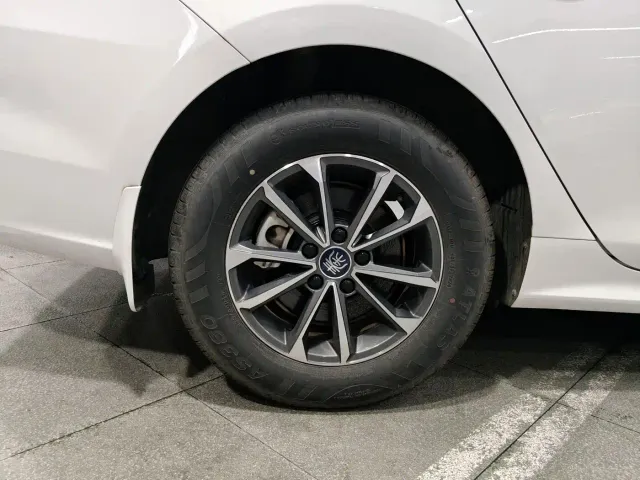 BYD Qin PLUS — Фото автомобиля 18