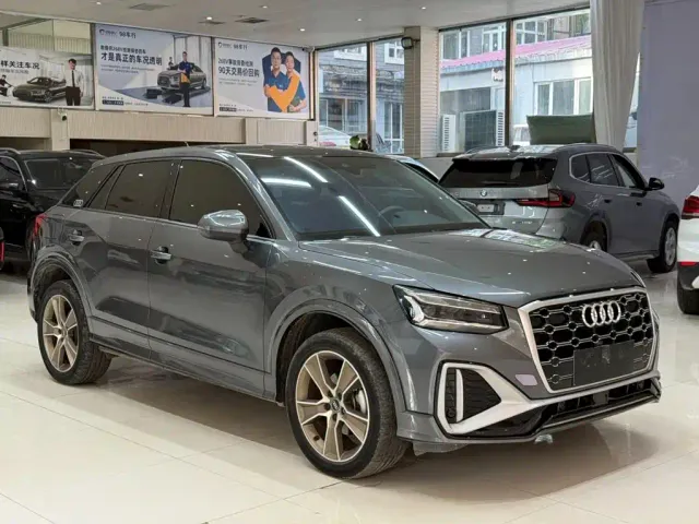 Audi Q2L — Фото автомобиля 3