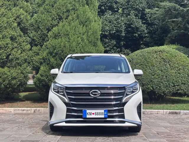 GAC Trumpchi M8 — Фото автомобиля 2
