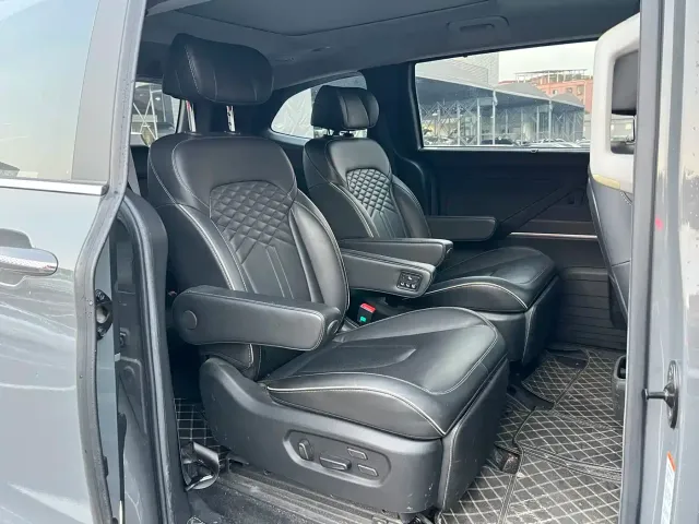Hyundai Custo — Фото автомобиля 21