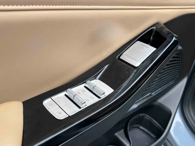 Geely Galaxy L6 — Фото автомобиля 16