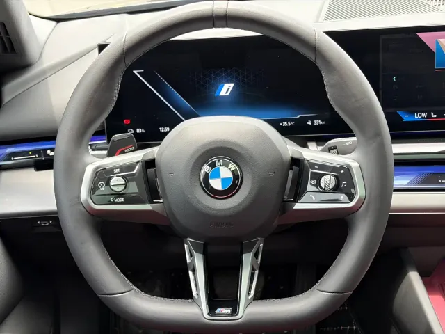 BMW i5 — Фото автомобиля 14