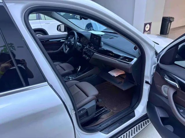 BMW X1 — Фото автомобиля 11