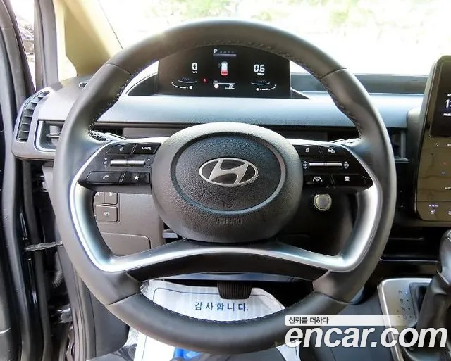 Hyundai Staria — Фото автомобиля 10