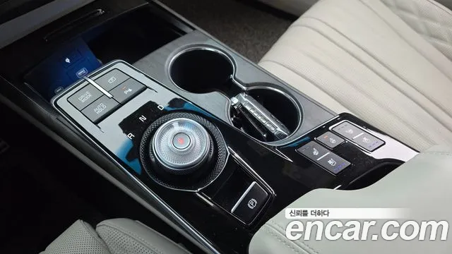 Kia K8 K8 Hybrid — Фото автомобиля 9