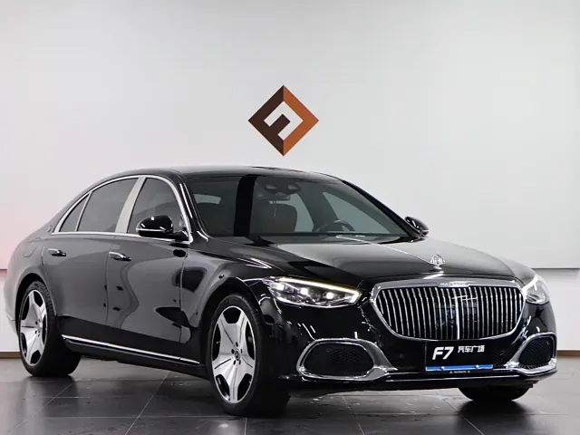 Mercedes-Benz S-Class — Фото автомобиля 3