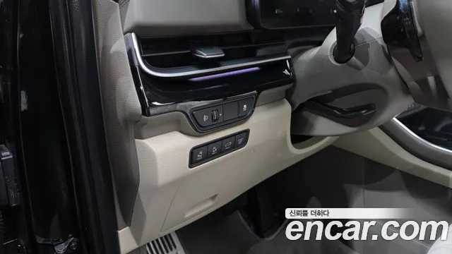 Kia Carnival 4th Gen — Фото автомобиля 29