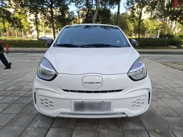 Roewe Clever — Фото автомобиля 2