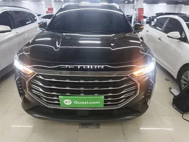 Jetour X70 Plus — Фото автомобиля 2