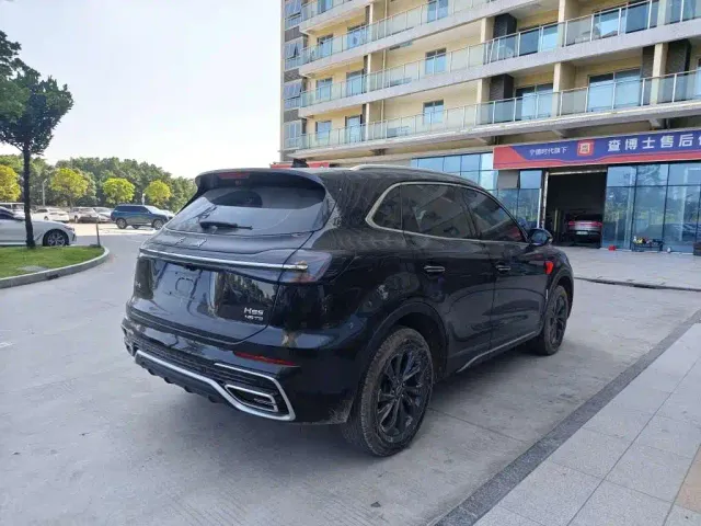 Hongqi HS5 — Фото автомобиля 5