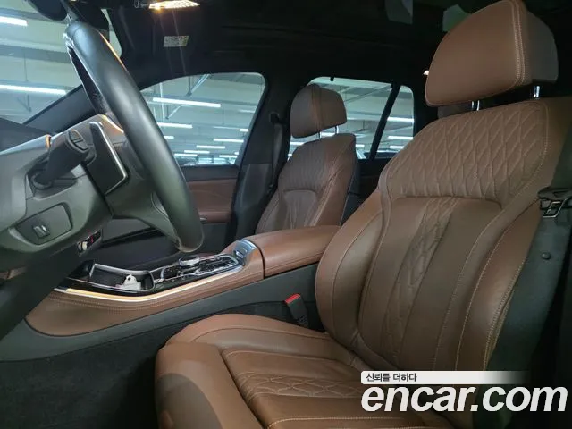 BMW X5 xDrive 40i M Sport — Фото автомобиля 14