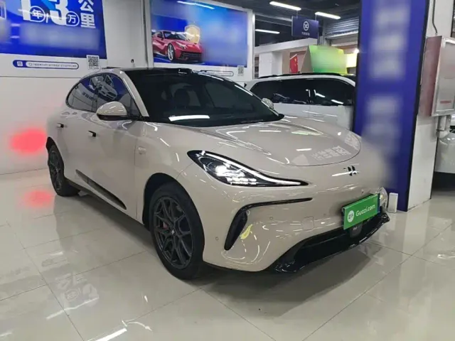 IM Motors LS6 — Фото автомобиля 3
