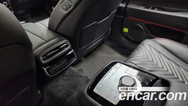 Genesis G80 RG3 — Фото автомобиля 17