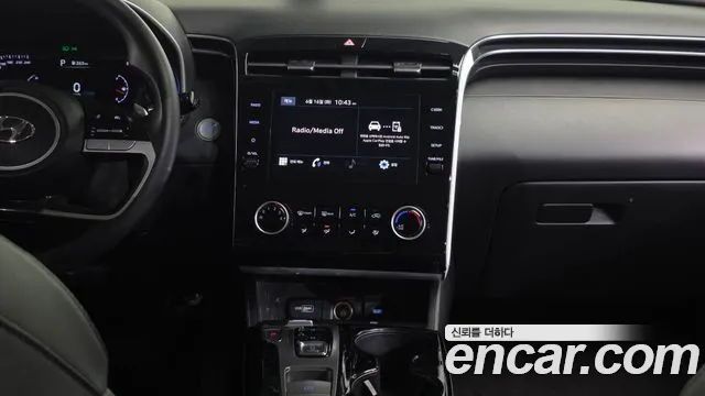 Hyundai Tucson Tucson (NX4) Дизель 2.0 2WD — Фото автомобиля 12