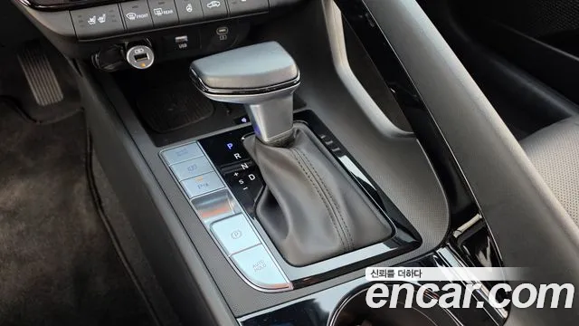 Hyundai Avante CN7 — Фото автомобиля 9