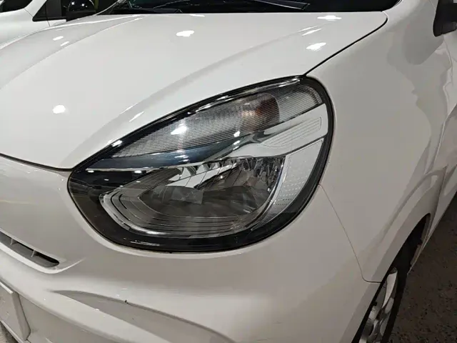 Roewe Clever — Фото автомобиля 23