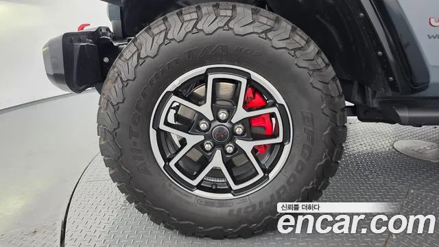Jeep Wrangler JL — Фото автомобиля 5