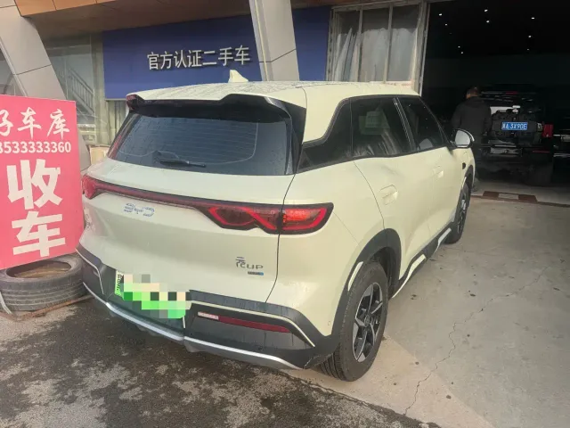 BYD Yuan UP — Фото автомобиля 4