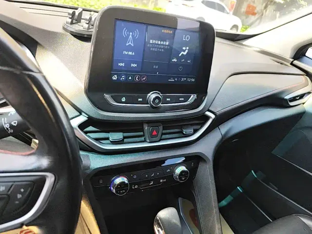 Chevrolet Orlando — Фото автомобиля 12