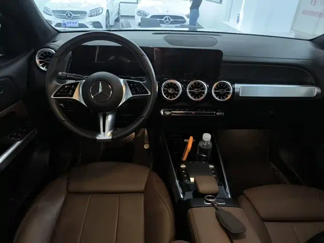 Mercedes-Benz GLB-Class — Фото автомобиля 9