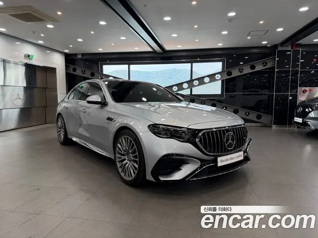 Mercedes-Benz E-Class — Фото автомобиля 2