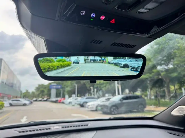 Cadillac XT5 — Фото автомобиля 14