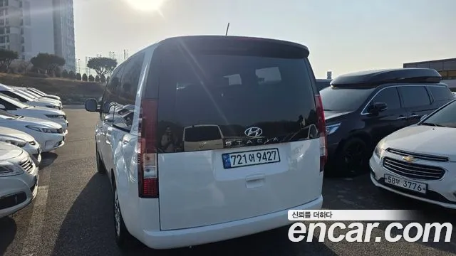 Hyundai Staria — Фото автомобиля 12