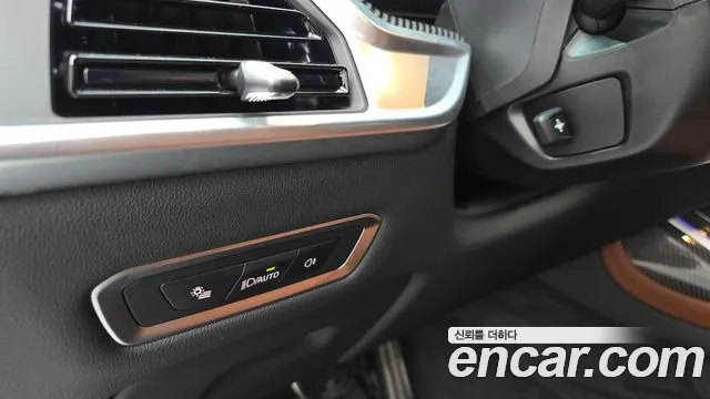 BMW X7 — Фото автомобиля 19