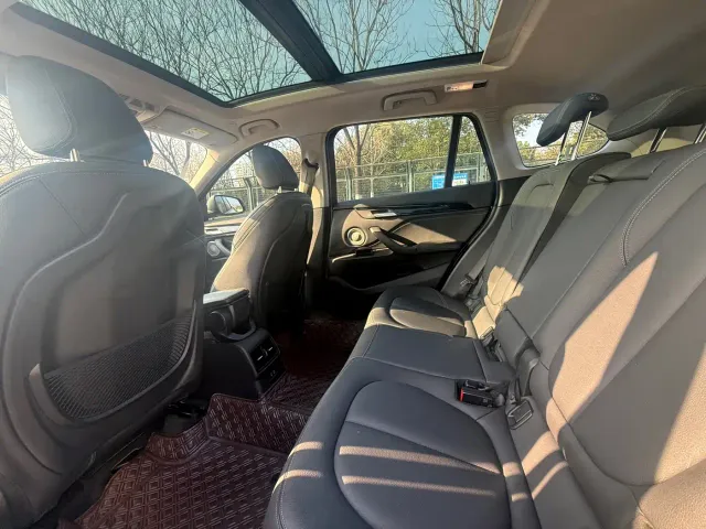 BMW X1 — Фото автомобиля 5