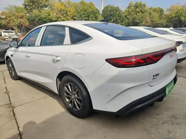 BYD Qin L — Фото автомобиля 4