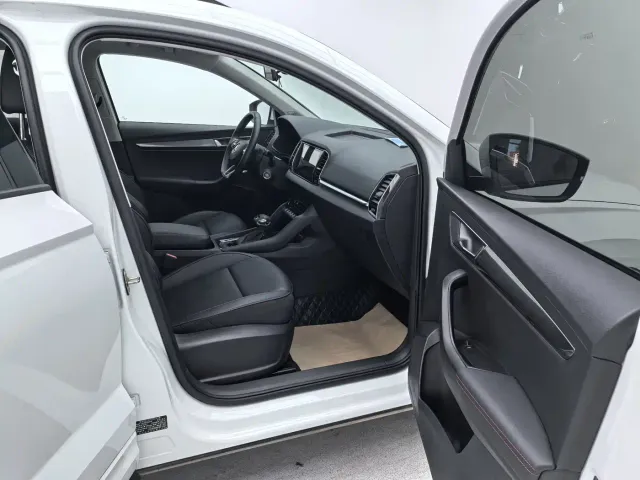 Skoda Karoq — Фото автомобиля 10