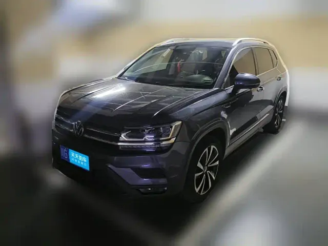 Фотография автомобиля — Volkswagen Tharu