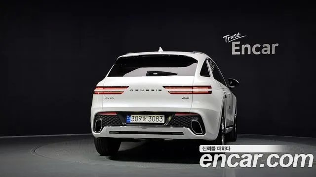 Genesis GV70 — Фото автомобиля 4