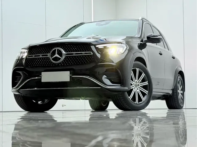 Mercedes-Benz GLE-Class — Фото автомобиля 2