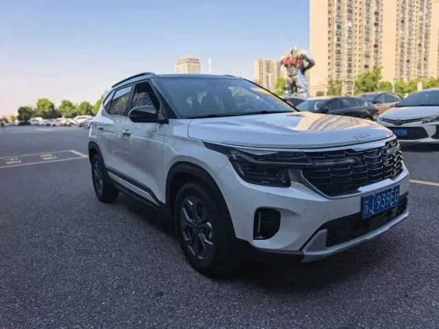 Kia Seltos — Фото автомобиля 7