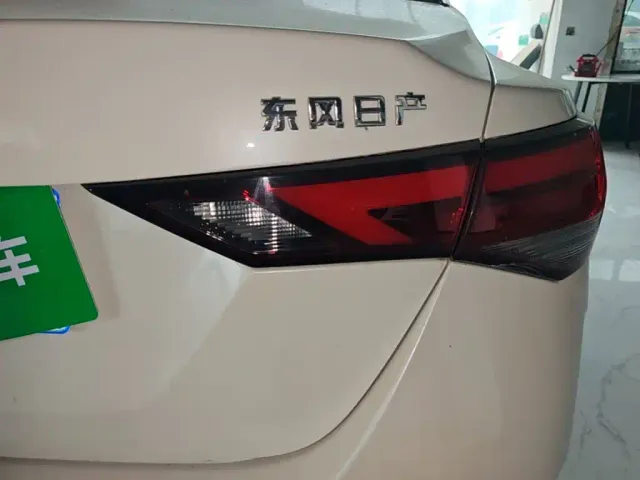 Nissan Sylphy — Фото автомобиля 7