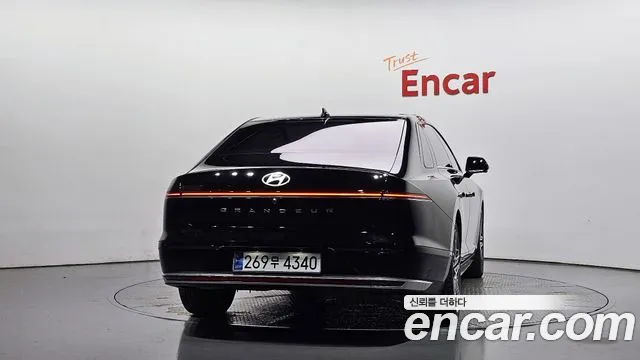 Hyundai Grandeur GN7 — Фото автомобиля 4