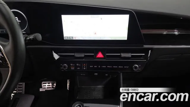 Kia Niro New — Фото автомобиля 19