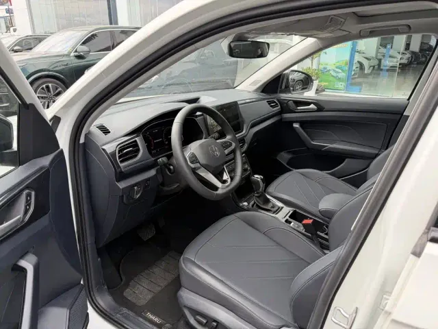 Volkswagen Tharu — Фото автомобиля 3